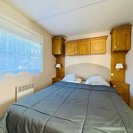 Mobil'home Terrain Prive Proche Du Zoo De La Palmyre Ouvert Toute L'annee