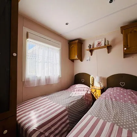 Mobil'home Climatise Terrain Prive Proche Du Zoo De La Palmyre * Les Mathes