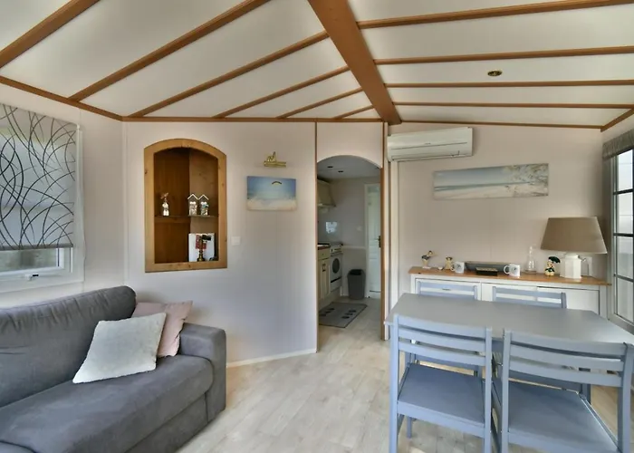 Campingplads Mobil'home Terrain Prive Proche Du Zoo De La Palmyre Ouvert Toute L'annee *